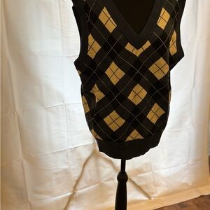 LuLaRoe Black and Gold Argyle Sweater Vest